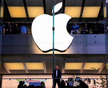  WSJ узнала о планах Apple замедлить переход на дорогие экраны в iPhone 