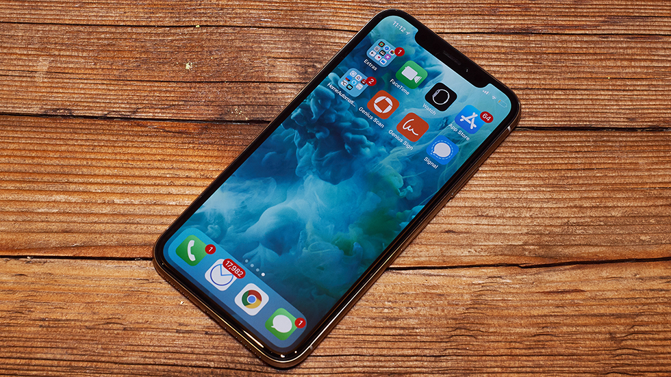 iOS 12 подтвердила выход огромного iPhone 11 Plus