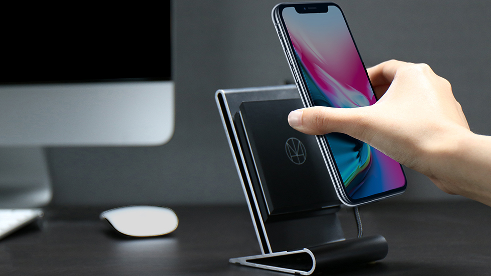 Новые iPhone 2018 будут заряжаться без проводов заметно быстрее