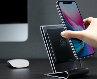 Новые iPhone 2018 будут заряжаться без проводов заметно быстрее