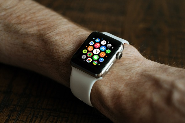 Новые Apple Watch 5: какие функции и возможности появятся у владельцев